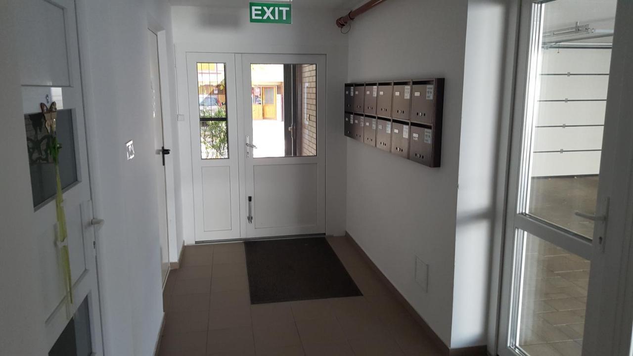 Moonshine Szeged Apartment Luaran gambar