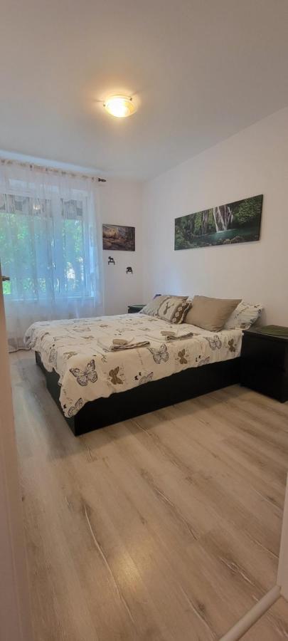 Moonshine Szeged Apartment Luaran gambar
